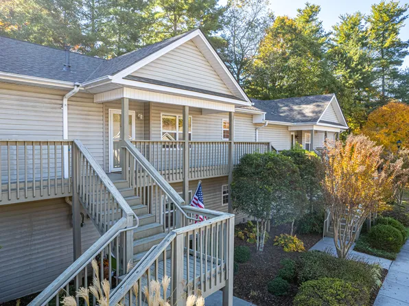 605 Carlyle Way, Asheville, NC 28803