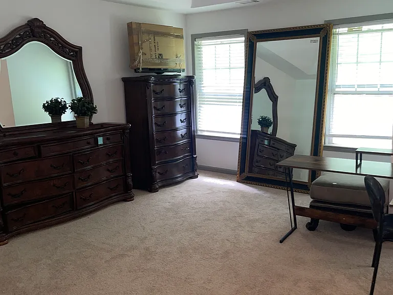Rhyne Cir SE — Photo 22