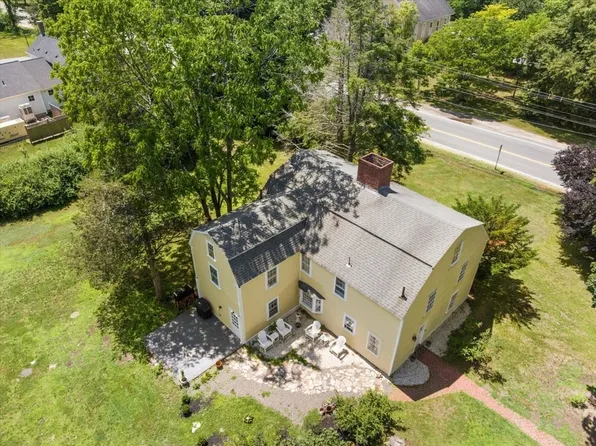 2 Elm St, Boxford, MA 01921