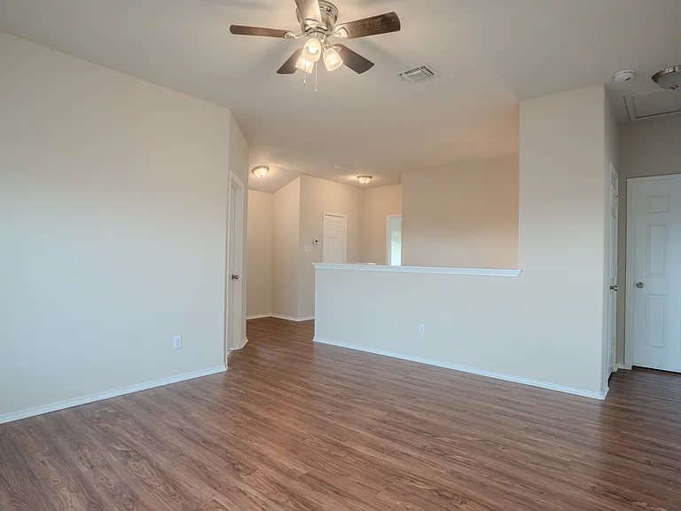6217 Dorothy Muree Dr — Photo 10