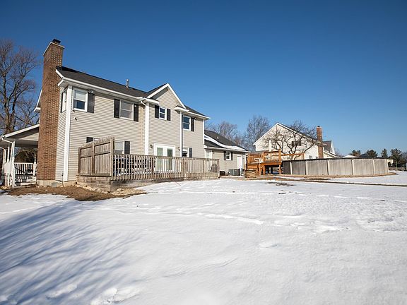 2nd image of 10670 Nutmeg Rd