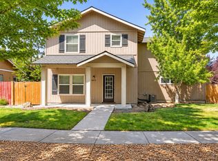 20676 Wild Rose Ln, Bend, OR 97702