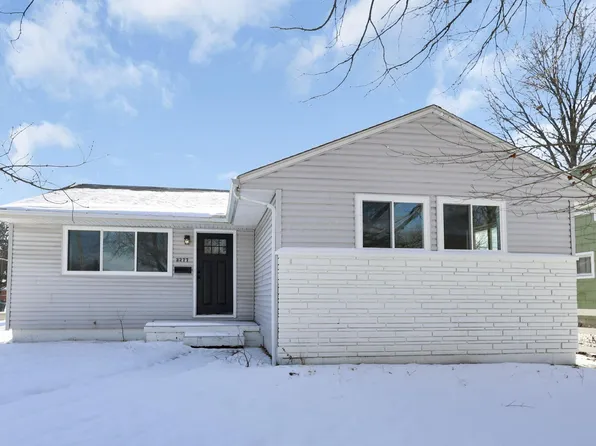 3277 Roswell Dr, Columbus, OH 43227