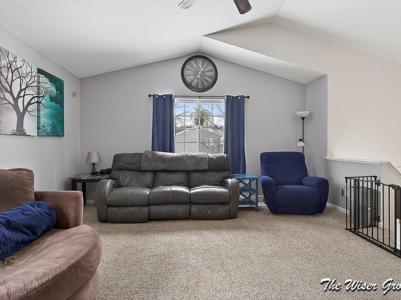 4th image of 1207 Cedarwood Dr