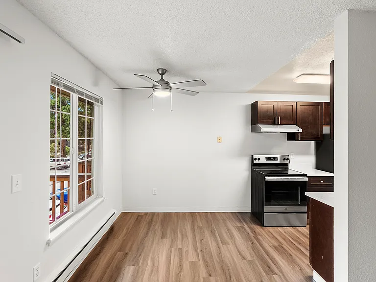 2 Bed 1 Bath Deluxe - 820 Sq. Ft. 2 Bed 1 Bath Deluxe - 820 Sq. Ft.