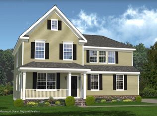 213 Taylor Ln #5, Middletown, NJ 07748