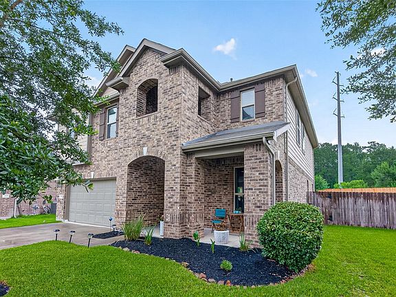 4th image of 1823 Faldo Dr