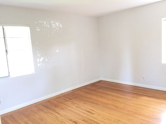 5th image of 841 Seale Ave