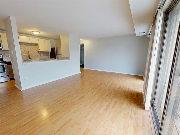 3rd image of 8404 Muldoon Ct #11
