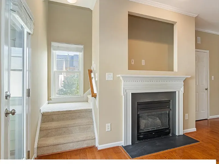 11030 David Stone Dr — Photo 32