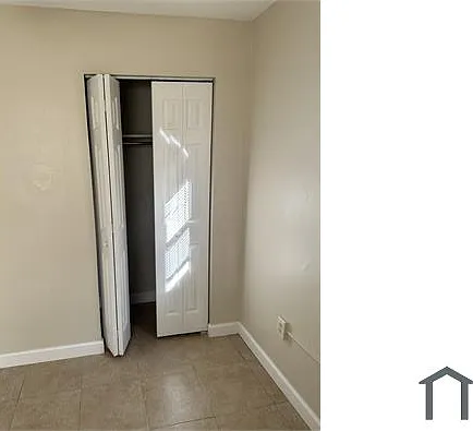 905 E Bougainvillea Ave #A — Photo 8