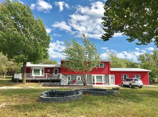 2276 Fair Rd, Abilene, KS 67410