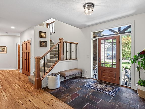 5th image of 406 Rambling Creek Cir SE