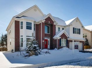 807 E Hintz Rd, Arlington Heights, IL 60004