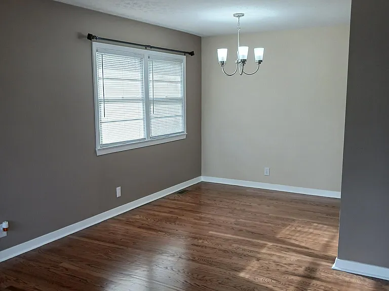 4307 Winnrose Way — Photo 7