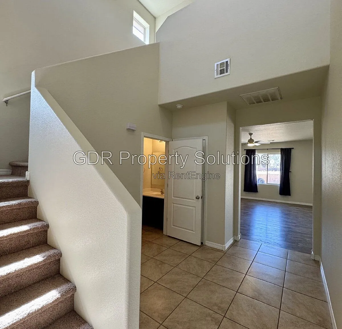 4 bed, 2.5 bath, 2153 sqft, $2,450 — Photo 4