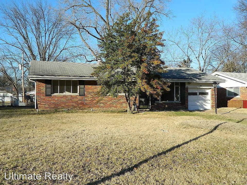 1st image of 825 Marias Dr