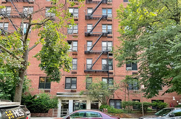Rented by Douglas Elliman | media 6