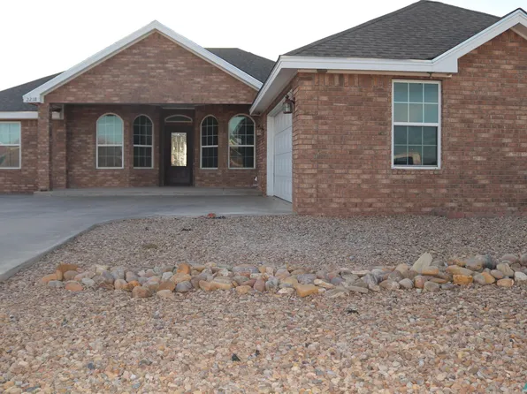 2218 Boxwood Cir, Portales, NM 88130