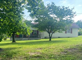635 Davis Chapel Rd, La Follette, TN 37766