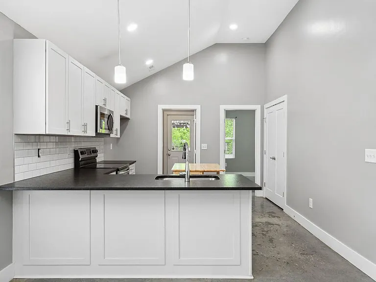 298C Garner Ave — Photo 11