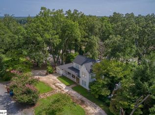 122 Thrift Cir, Landrum, SC 29356