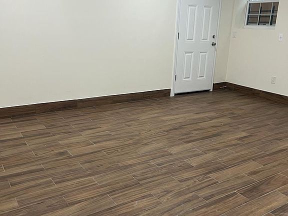 2nd image of 800 E 219th St #1A