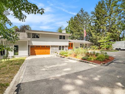 5255 16th Ave, Hudsonville, MI, 49426