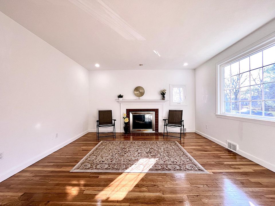 221 Kings Grant Rd, Marlborough, MA 01752 Zillow