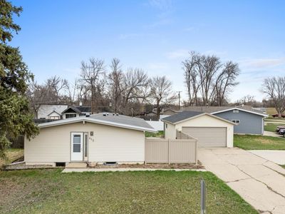 415 16th St SW, Minot, ND, 58701