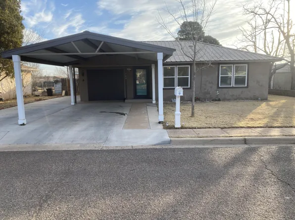 704 NE 4th St, Andrews, TX 79714