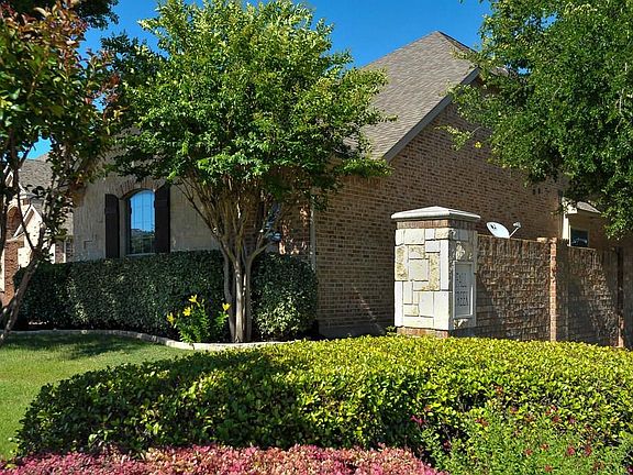 4th image of 2119 Alma Dr