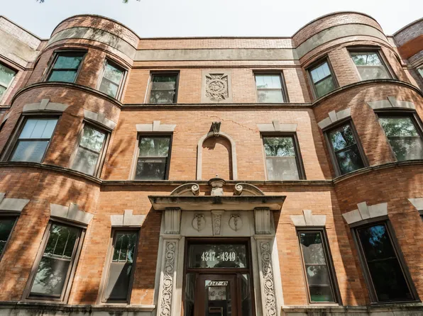 4347 S Greenwood Ave #302, Chicago, IL 60653