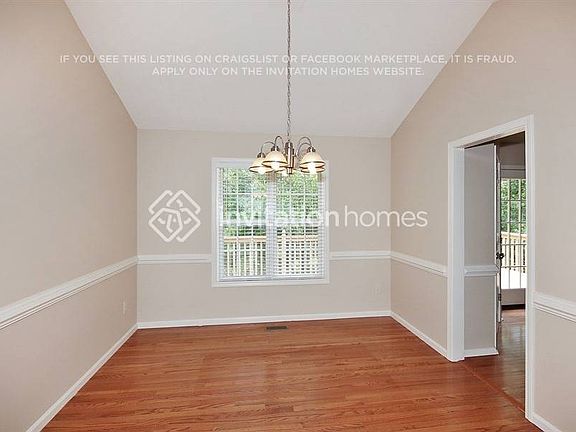5th image of 2072 Township Dr