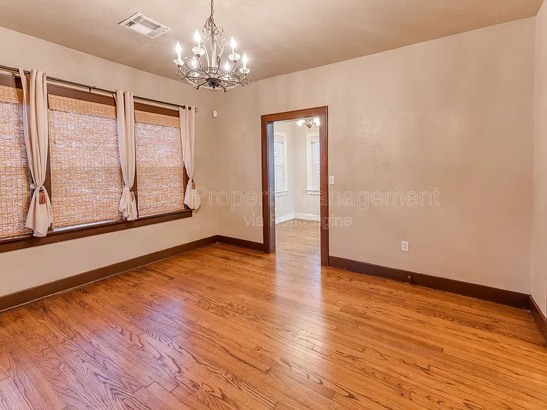 2605 NW 24th St — Photo 5
