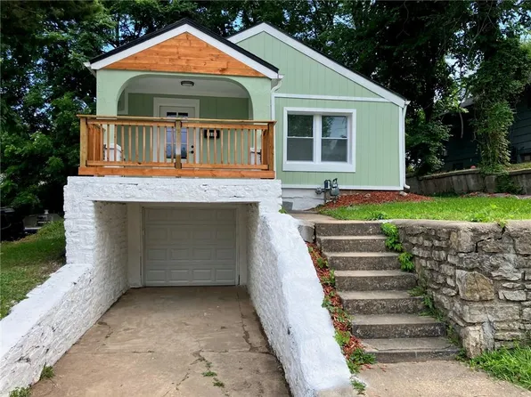 3111 Waverly Ave, Kansas City, KS 66104