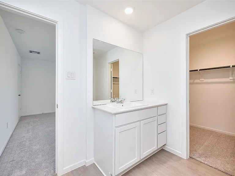 18224 Pontecorvo Ln — Photo 32