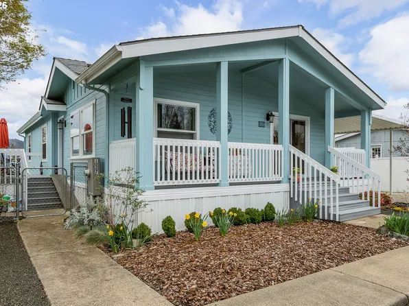 157 NW Bree Dr, Winston, OR 97496