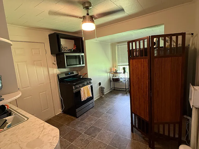 314 Short St #B — Photo 6