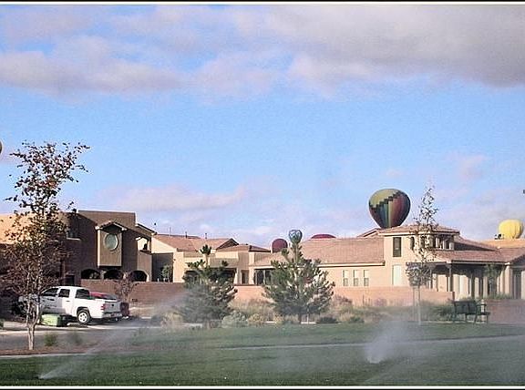 4th image of 1036 Cristanos Dr
