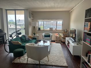 872 Massachusetts Ave APT 801, Cambridge, MA 02139