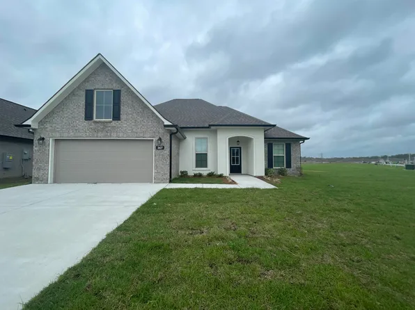 2427 Goldfinch Dr, Houma, LA 70364