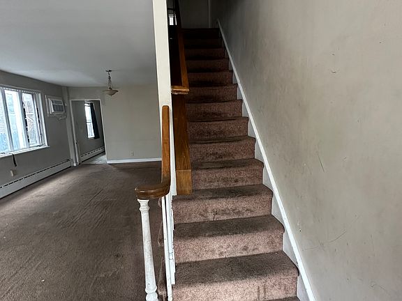 3rd image of 7244 Vandike St