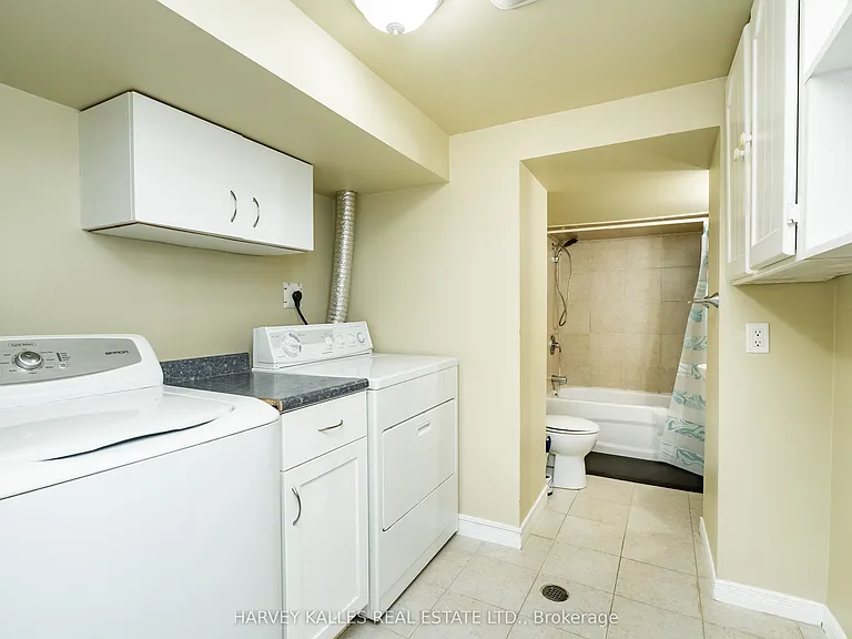 68 Nantucket Dr #BASEMENT — Photo 19