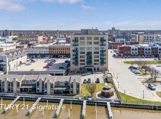 225 Jennison Pl, Bay City, MI 48708