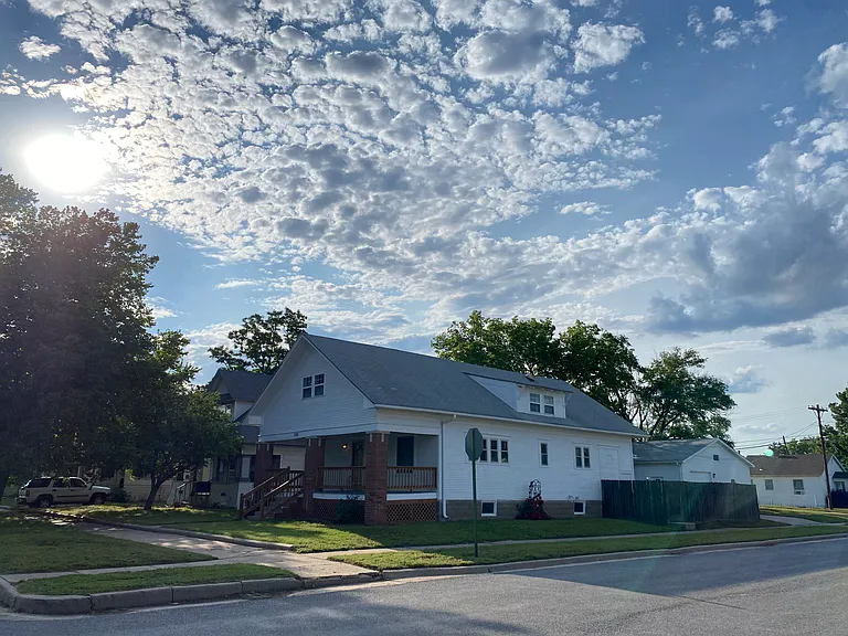 300 W 12th Ave — Photo 44
