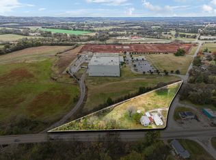 1097 N Main St, Mount Pleasant, TN 38474