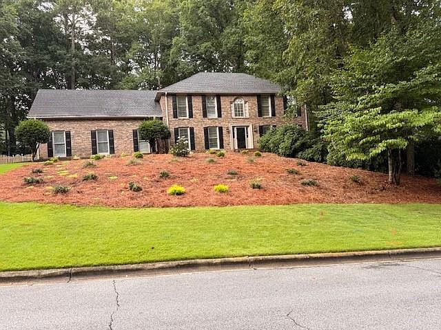 1st image of 890 Ferncroft Ct