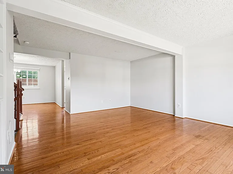 4600 Brentleigh Ct — Photo 5