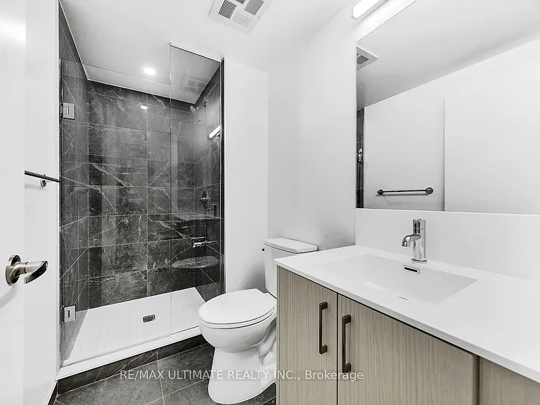 4010 Eglinton Ave W #519 — Photo 19